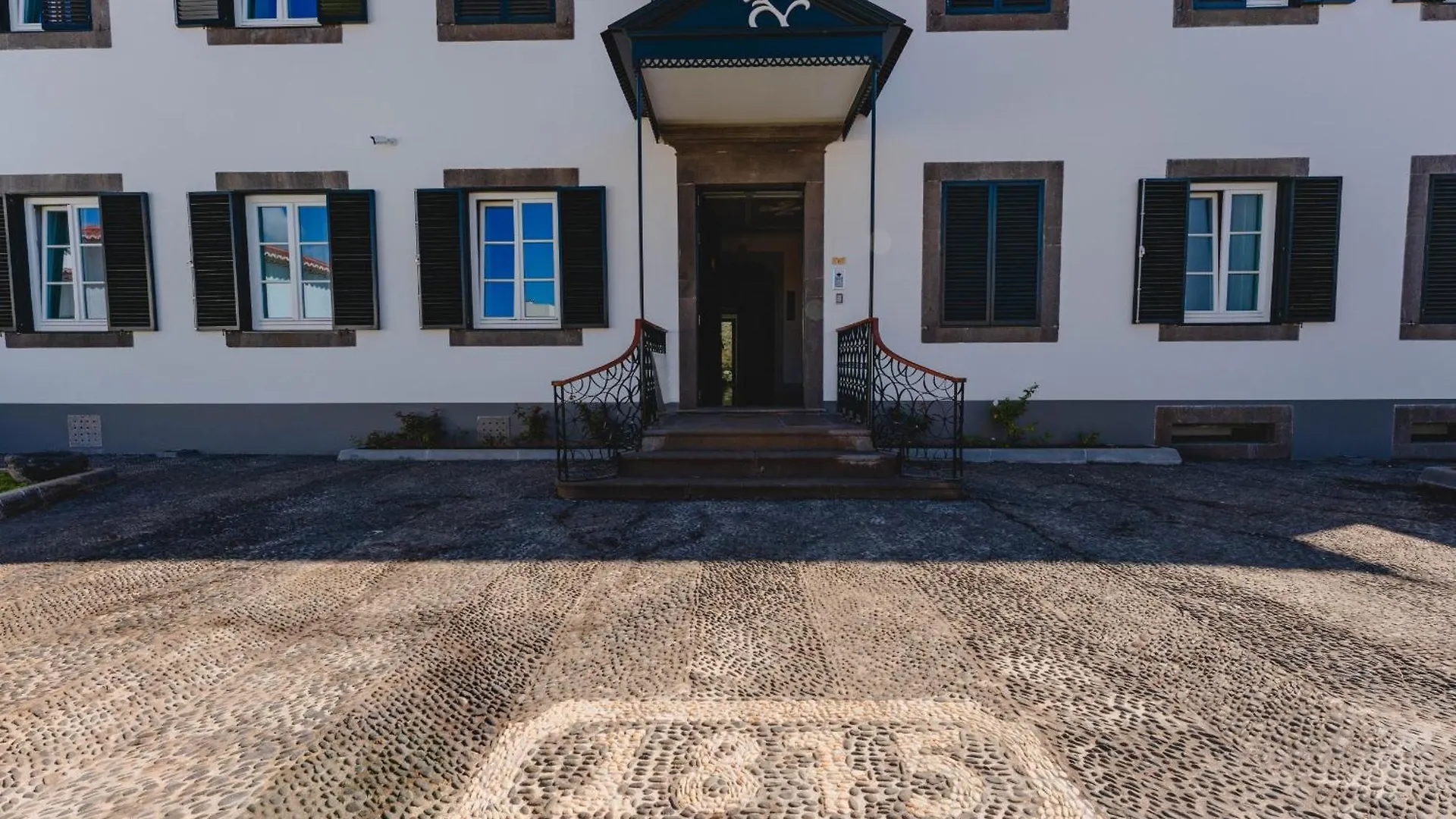 Flh Funchal A Quinta Do Conde Suites